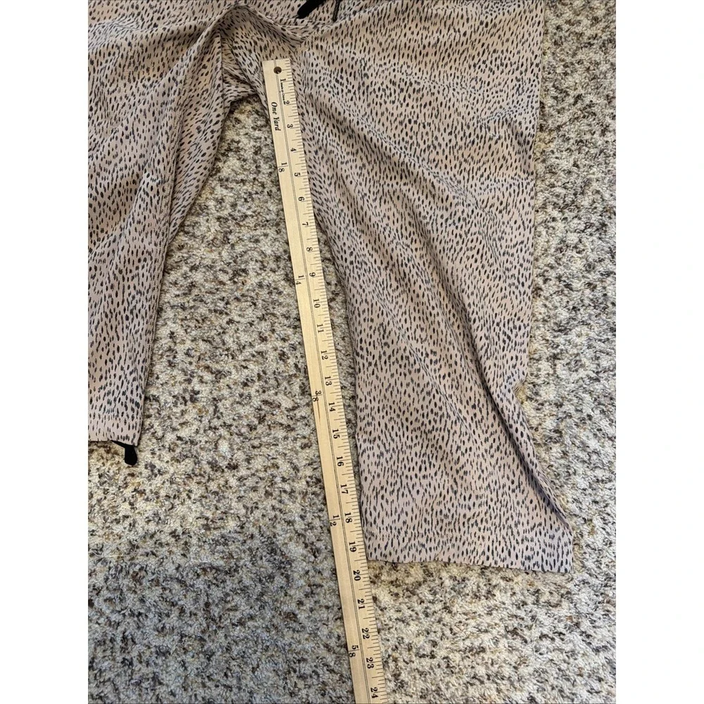 Lululemon  New‎ Capri Pants Size 4 Beige Black Drawstring Waist/legs Lightweight